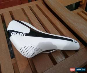 Classic Giant Defy Road Bike Saddle.  for Sale