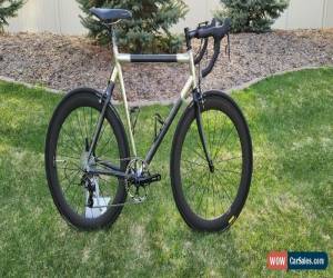 Classic Custom Vintage Aluminum/Carbon road bike size 56. 60mm carbon wheelset for Sale